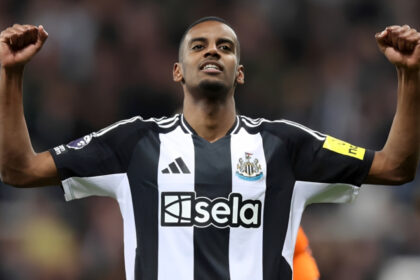 Alexander Isak, Newcastle United, Liverpool, British transfer record, Premier League.